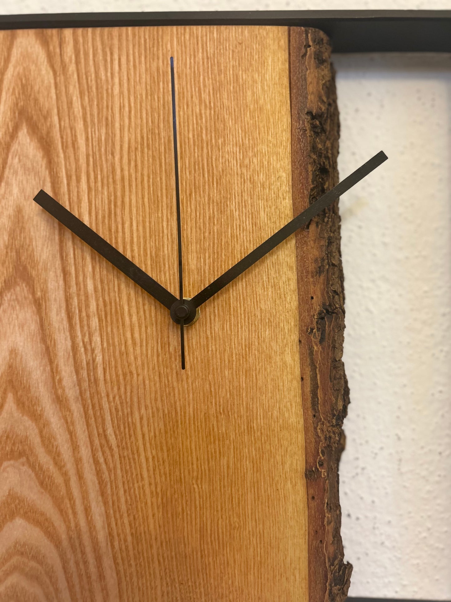Wanduhr Esche - Quadratisch