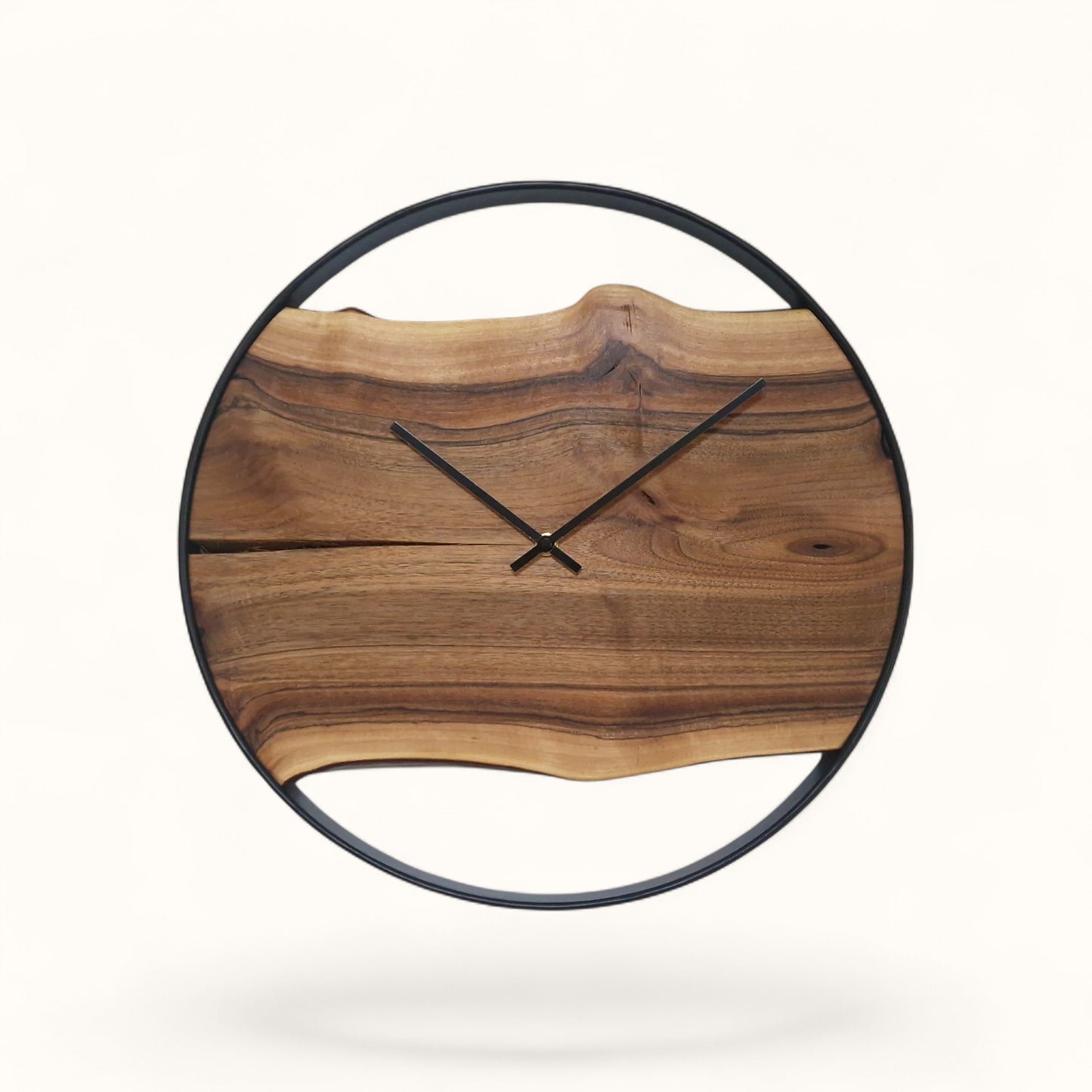 Wanduhr Nuss - 44cm
