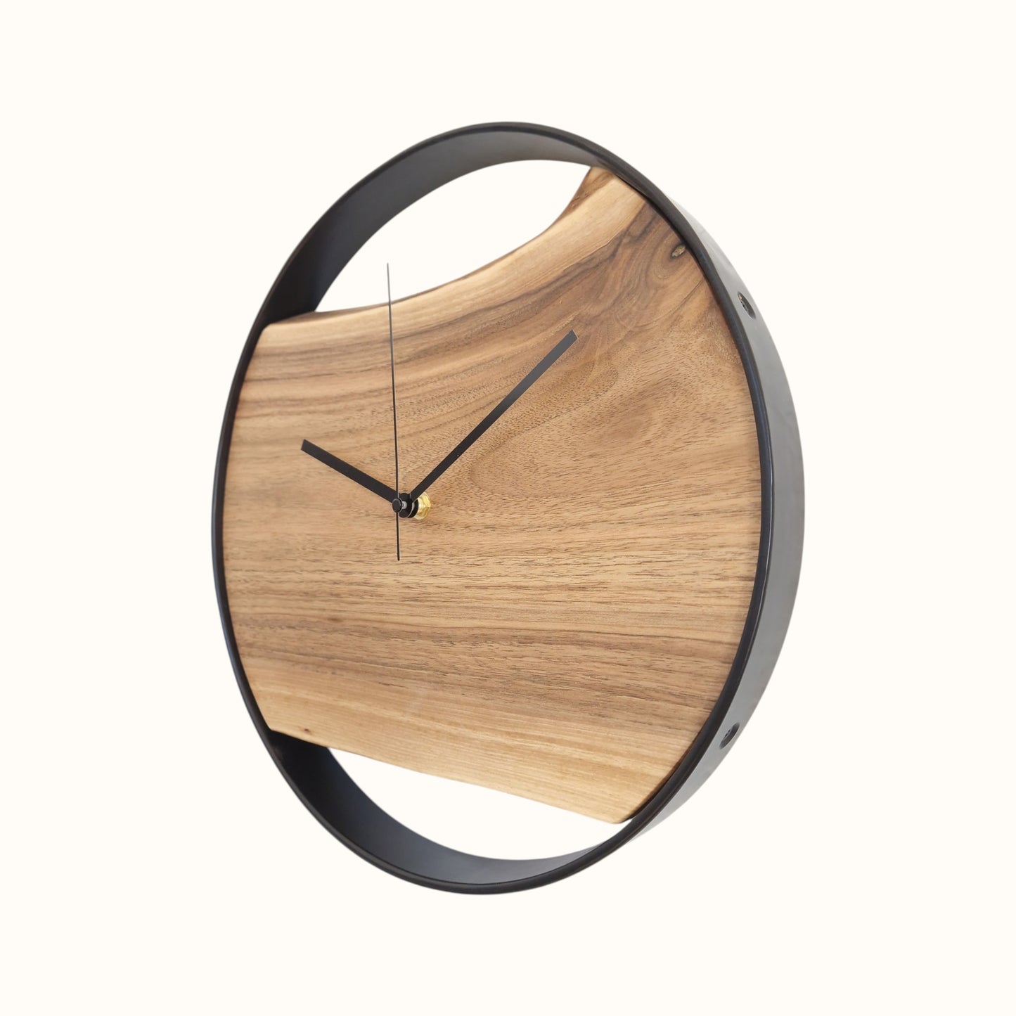 Wanduhr Nuss - 35cm