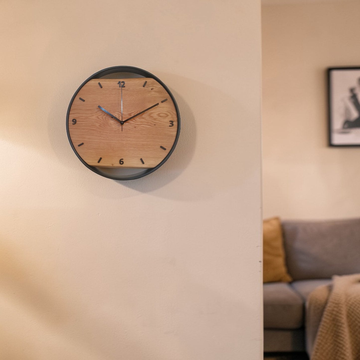 Wanduhr Eiche mit Ziffern - 35cm