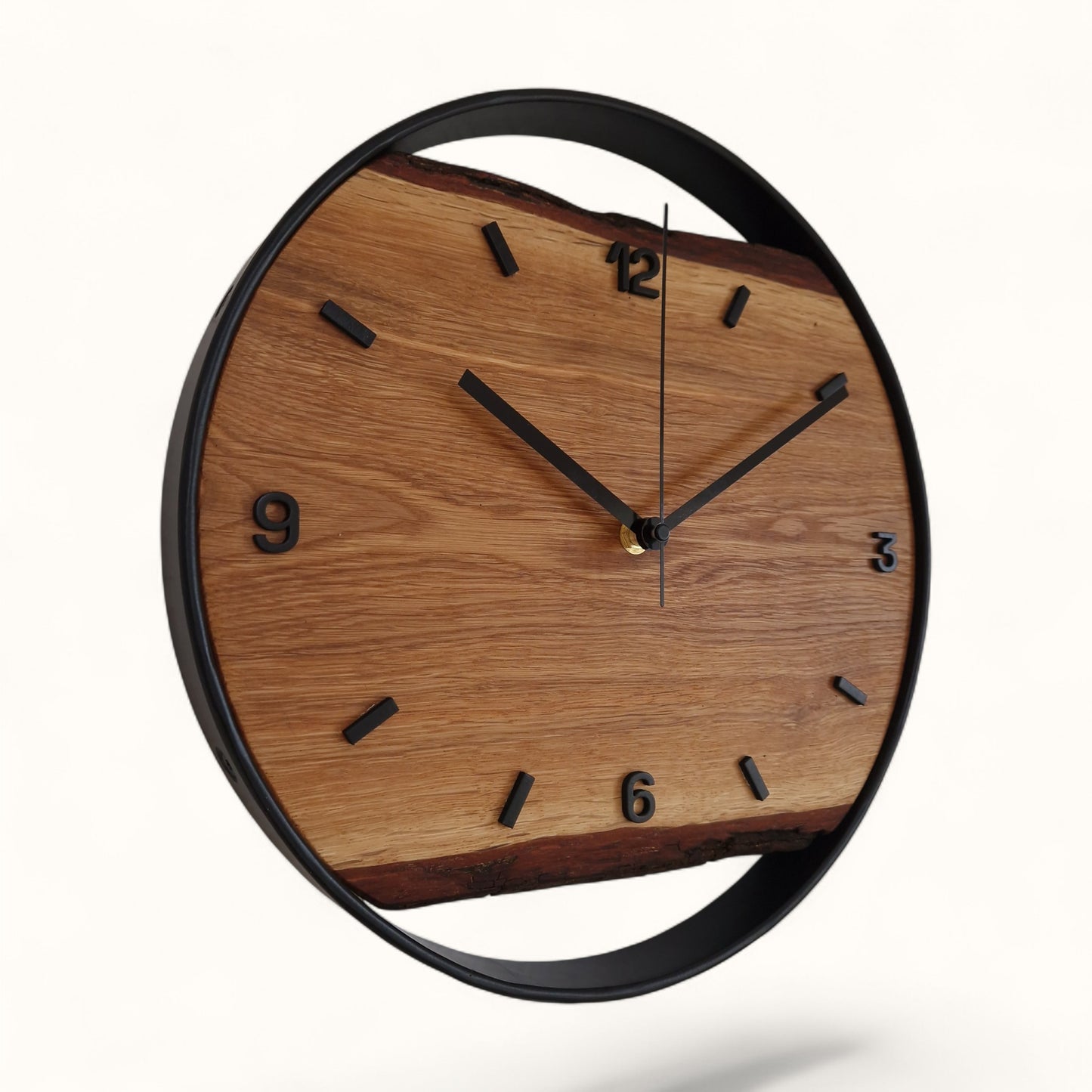 Wanduhr Eiche mit Ziffern - 32cm